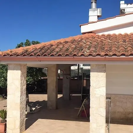 1,5km From Beach-private Floor W/bathroom
