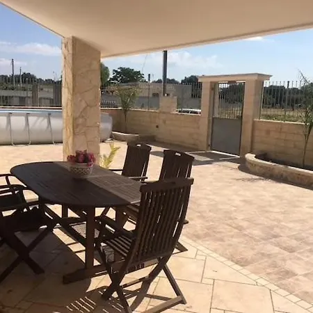 1,5km From Beach-private Floor W/bathroom
