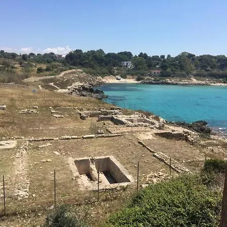1,5km From Beach-private Floor W/bathroom